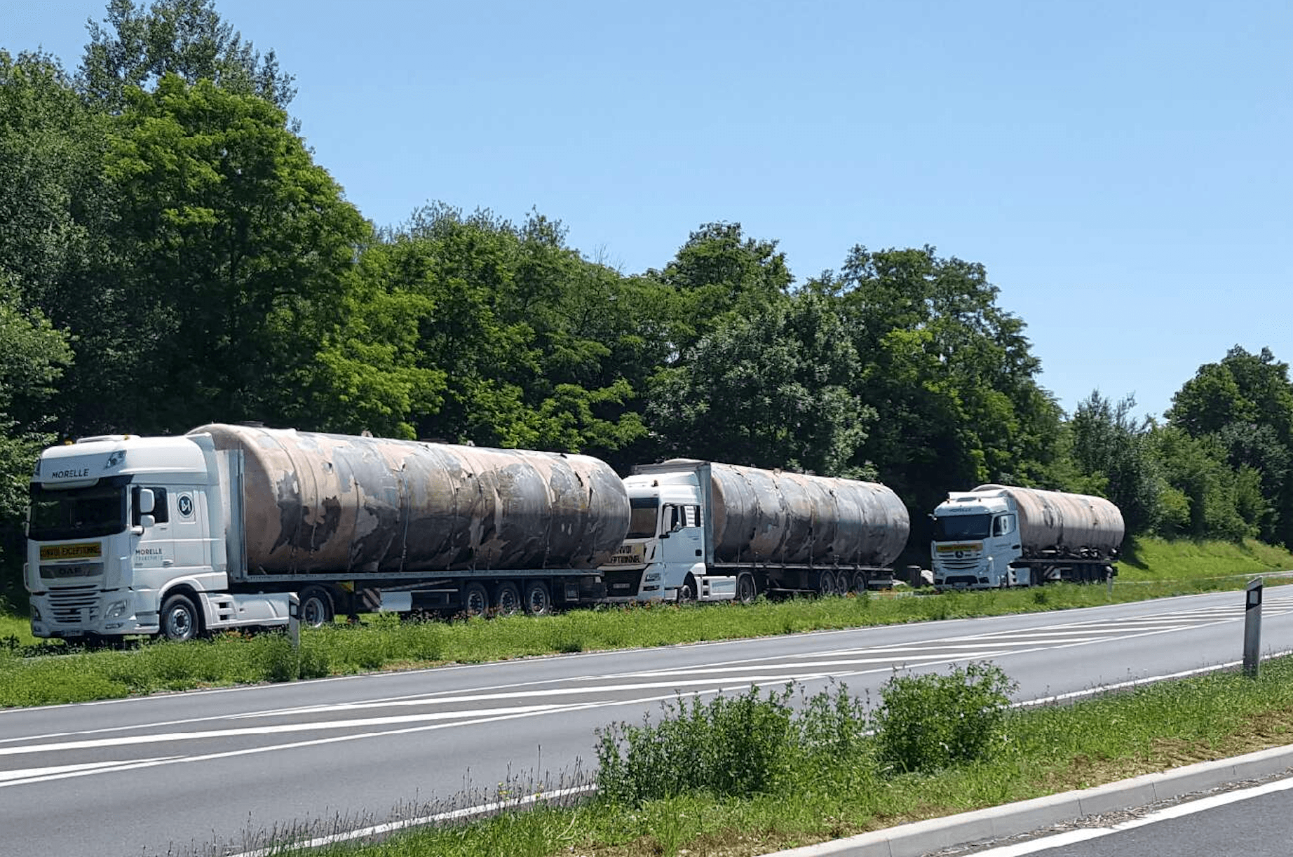 Livraison, chariot embarqué et convois exceptionnels